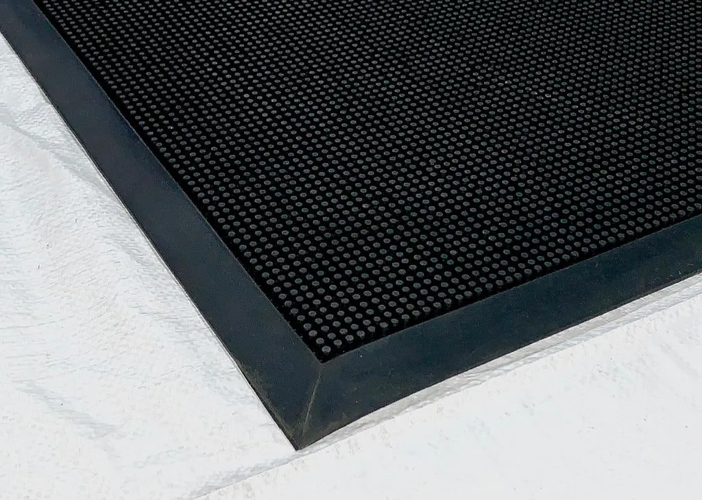 OnlyMat Heavy Traffic Rubber Pin Mat - 90cm x 150cm - Sanitisation Mat - Indoor / Outdoor, Waterproof