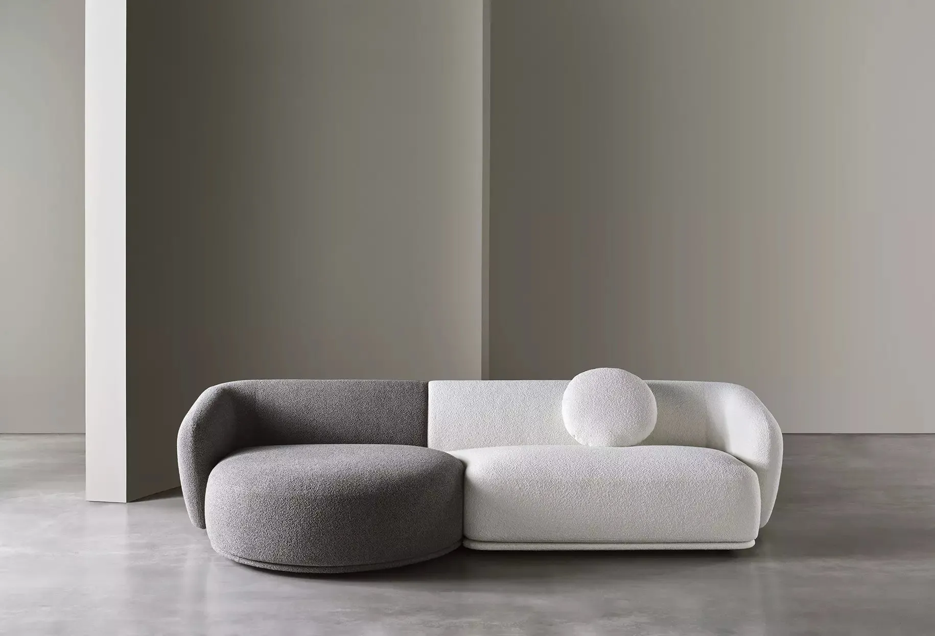 René Sofa