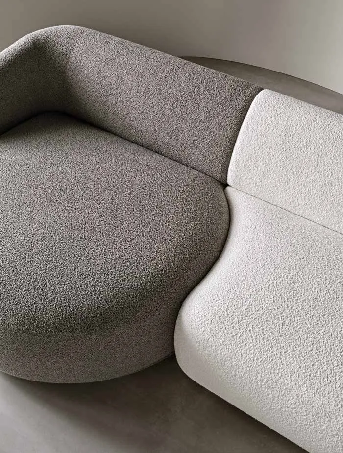 René Sofa